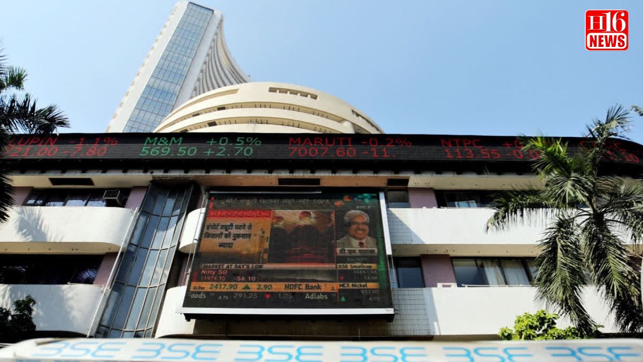 Markets Tumble In Early Trade Mirroring Global Sell-Off; Sensex Tanks Over 700 Points